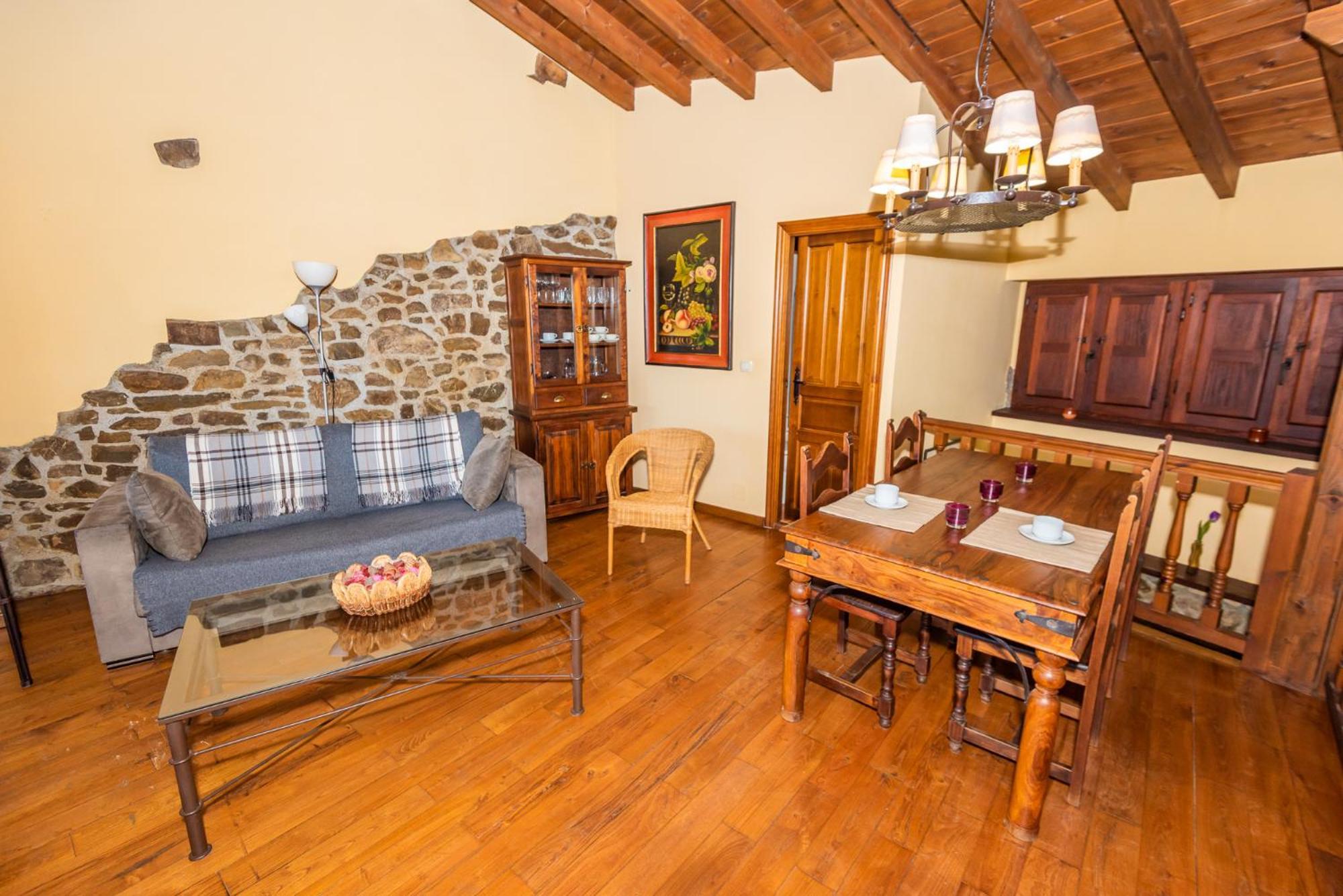 Casa De Ligueria Guest House Rozapanera Екстериор снимка